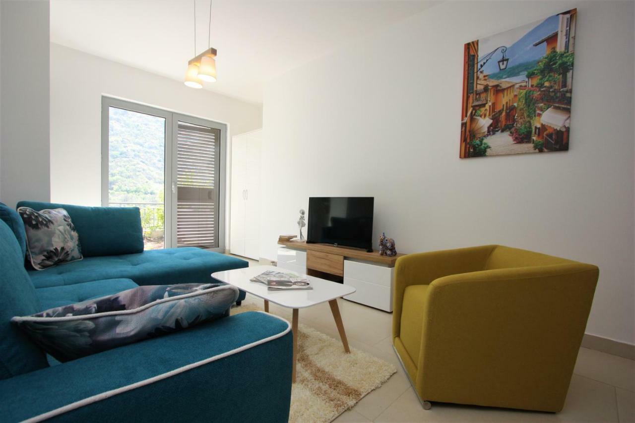 Luxury 1 Bedroom Apartment With Cozy Garden D2-2 In Morinj Котор Екстериор снимка